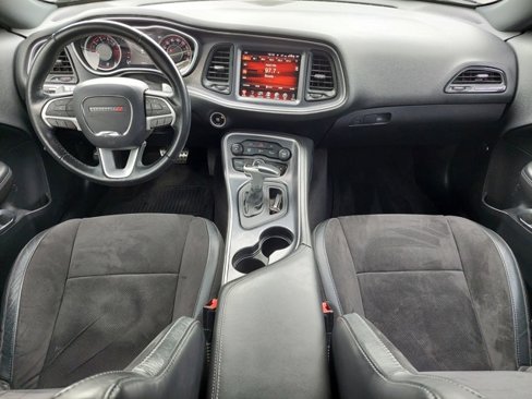 Used 2015 Dodge Challenger R/T Scat Pack w/ Scat Pack Appearance Package image 3