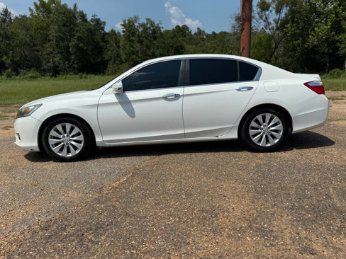 Used 2015 Honda Accord EX image 2