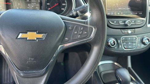 Used 2021 Chevrolet Malibu LT image 18