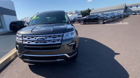 Used 2018 Ford Explorer Limited w/ Ford Safe & Smart Package image 3