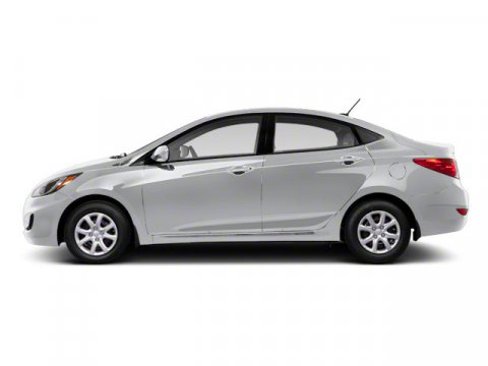 Used 2013 Hyundai Accent GLS w/ Premium Pkg image 3