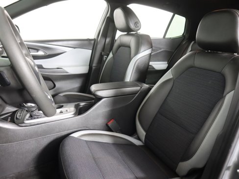 Used 2024 Buick Envista Preferred w/ Convenience II Package image 28