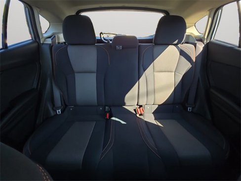 Used 2020 Subaru Crosstrek 2.0i Premium image 16