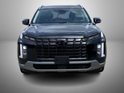 Used 2023 Hyundai Palisade Limited w/ Cargo Package image 2