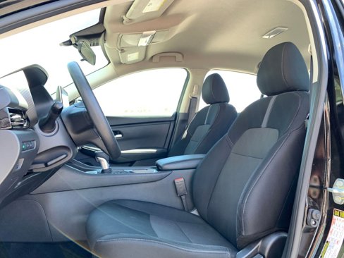 Used 2024 Nissan Sentra SV image 24