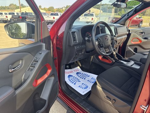 Used 2024 Nissan Frontier PRO-4X w/ Technology Package image 13