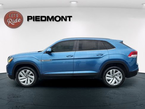Used 2020 Volkswagen Atlas Cross Sport SE w/ Panoramic Sunroof Package image 9