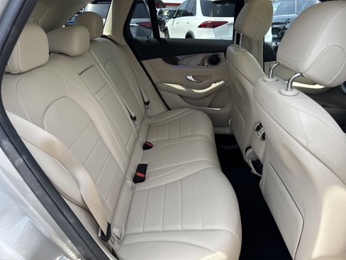 Certified 2021 Mercedes-Benz GLC 300 image 31