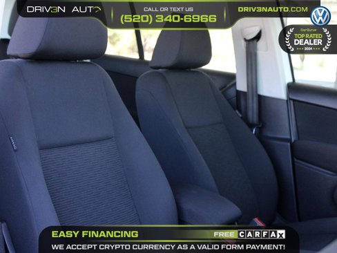 Used 2015 Volkswagen Tiguan S image 17