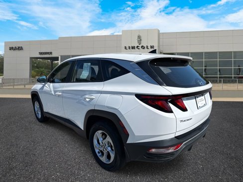 Used 2023 Hyundai Tucson SE image 5