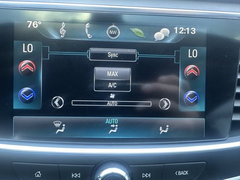 Used 2019 Buick LaCrosse Essence image 14