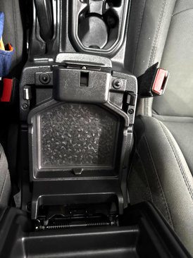 Used 2021 Jeep Gladiator Sport image 23