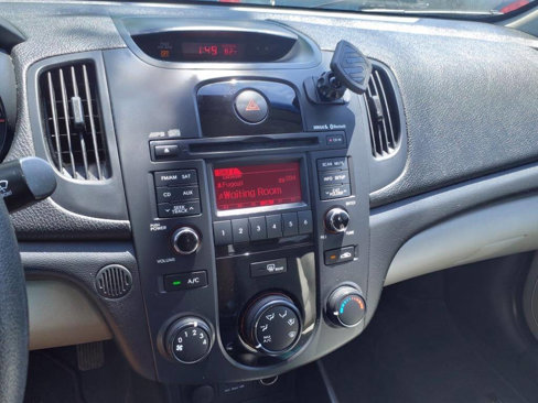 Used 2012 Kia Forte LX image 15
