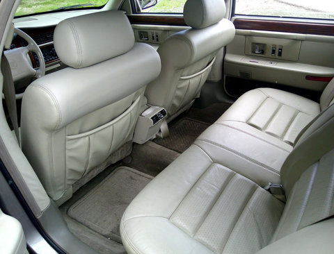 Used 1995 Cadillac De Ville Concours image 36