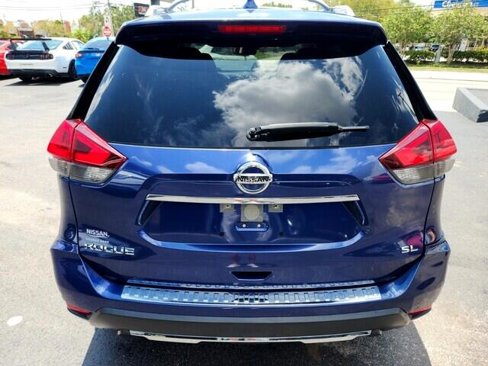 Used 2018 Nissan Rogue SL image 16