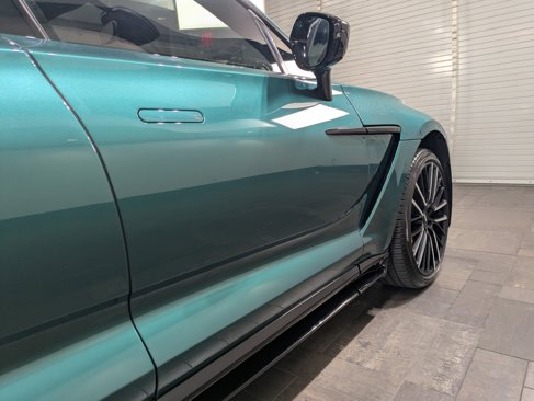 Used 2024 Aston Martin DBX 707 image 9
