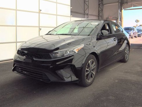 Used 2023 Kia Forte LXS image 1