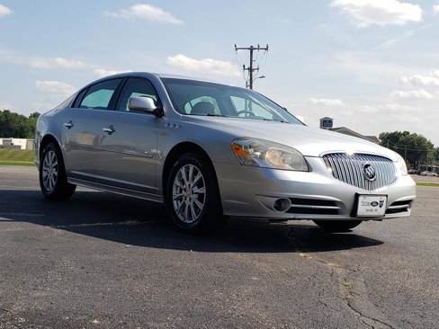 Used 2011 Buick Lucerne CXL image 8