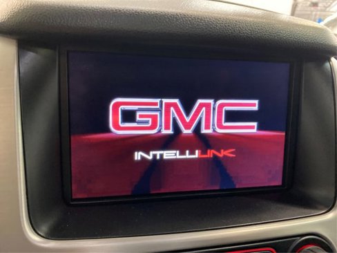 Used 2015 GMC Yukon XL SLT w/ Open Road Package image 14