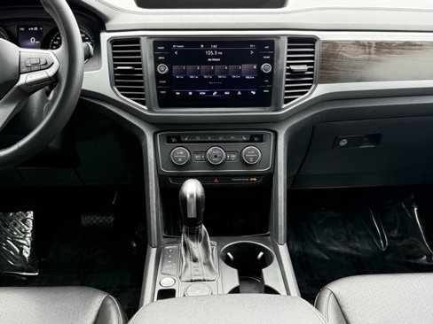 Used 2021 Volkswagen Atlas SE image 29