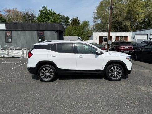 Used 2019 GMC Terrain SLT image 8