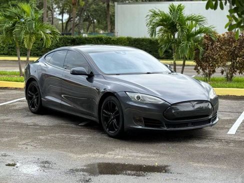Used 2016 Tesla Model S 70 image 3