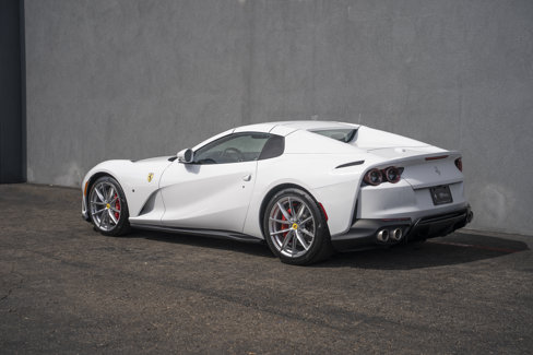 Used 2022 Ferrari 812 GTS image 10