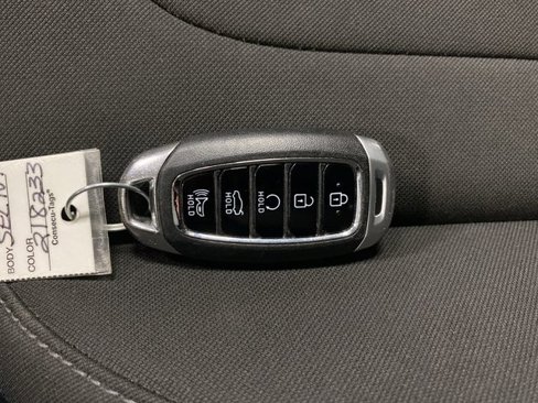 Certified 2022 Hyundai Elantra SEL image 25