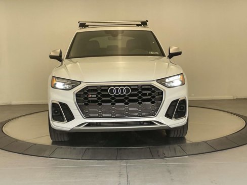 Used 2021 Audi SQ5 Premium w/ Convenience Package image 10