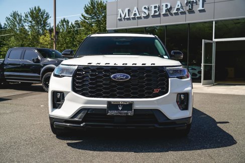 Used 2025 Ford Explorer ST image 9