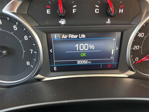 Used 2024 GMC Terrain SLE image 28