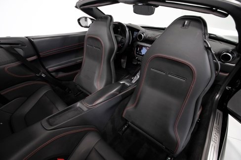 Used 2020 Ferrari Portofino image 57