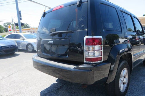 Used 2012 Jeep Liberty Sport image 32