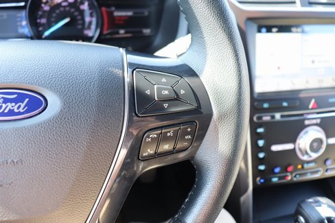 Used 2018 Ford Explorer Limited image 32