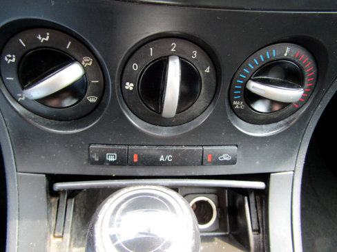 Used 2012 MAZDA MAZDA3 i Touring image 21