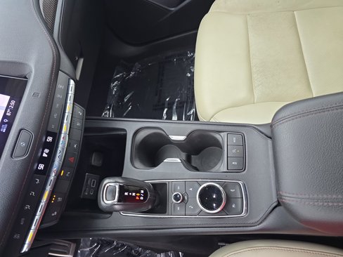 Used 2019 Cadillac XT4 Sport image 25