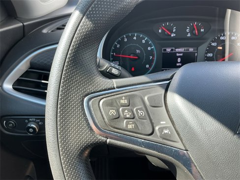 Used 2023 Chevrolet Malibu LT image 30