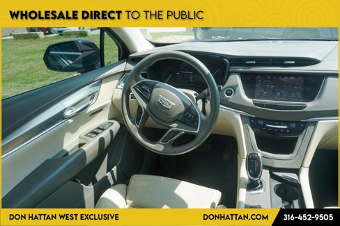 Used 2017 Cadillac XT5 Luxury w/ Driver Awareness Package image 15