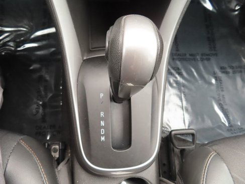 Used 2020 Chevrolet Trax LT w/ LT Convenience Package image 15