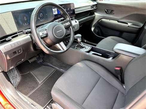 Used 2025 Hyundai Kona SEL image 14