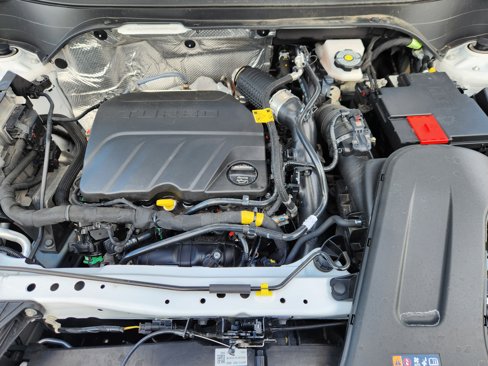 Used 2025 Chevrolet Trax LS image 17