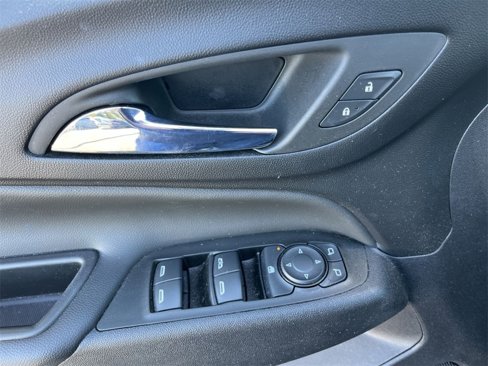 Certified 2023 Chevrolet Equinox LT image 22