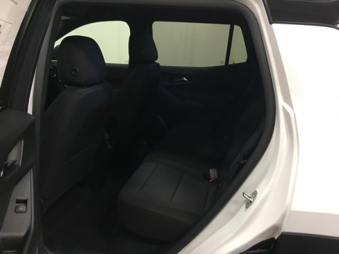 New 2026 Chevrolet Equinox LT image 17