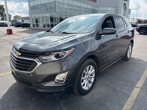 Used 2020 Chevrolet Equinox LT w/ Driver Convenience Package image 2