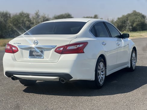 Used 2017 Nissan Altima 2.5 S w/ Power Driver Seat Package image 5