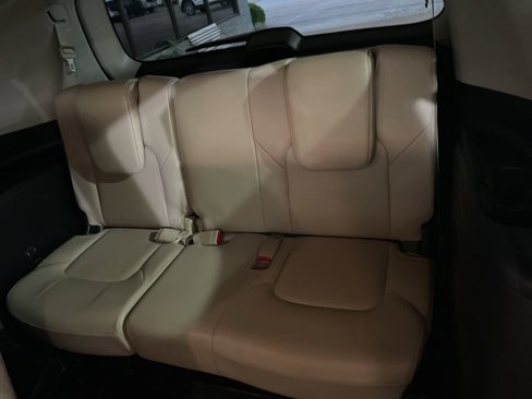 Used 2019 Nissan Armada SL w/ Premium Package image 12