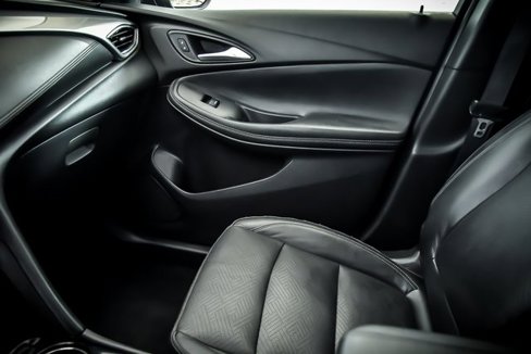 Used 2020 Buick Encore GX Essence w/ Sport Touring Package image 23