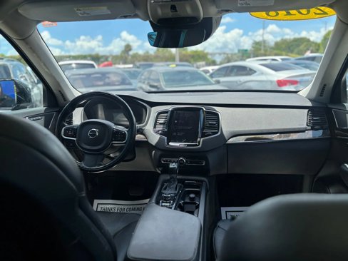 Used 2018 Volvo XC90 T6 Momentum w/ Convenience Package image 23