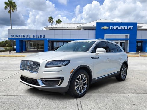 Used 2019 Lincoln Nautilus Select image 3