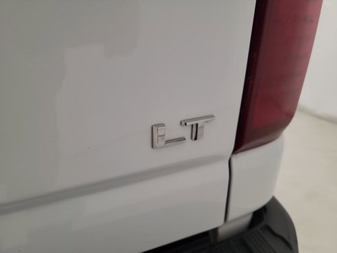 Used 2022 Chevrolet Silverado 3500 LT image 17